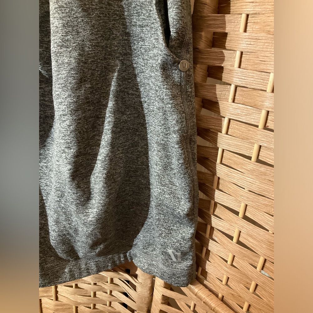 Vuori Men’s Ponto 7in Short - Picture 7 of 9